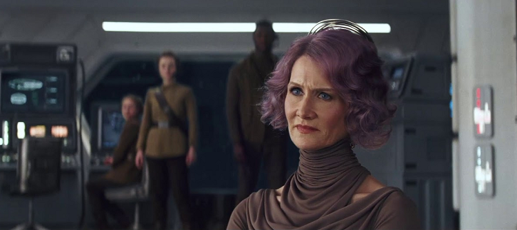 Poe confronts Holdo