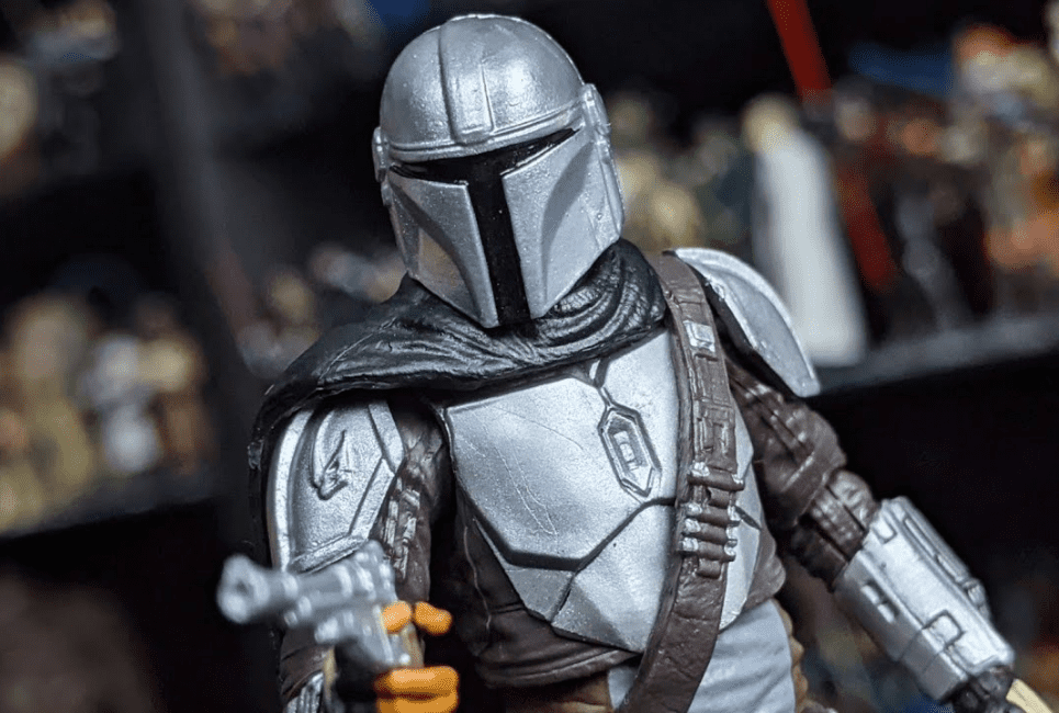 star wars mandalorian toy 